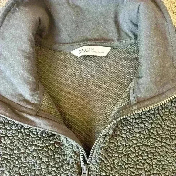 DSG Sherpa Quarter Zip Sweatshirt - Picture 3 of 3